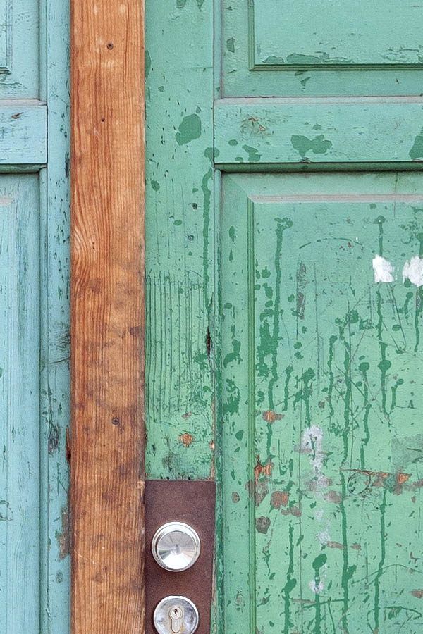 Photo 13682: Worn, panelled, light green gate