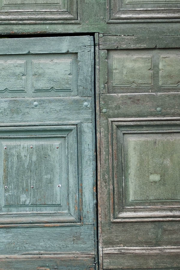 Photo 14185: Green and light green gate with minor door