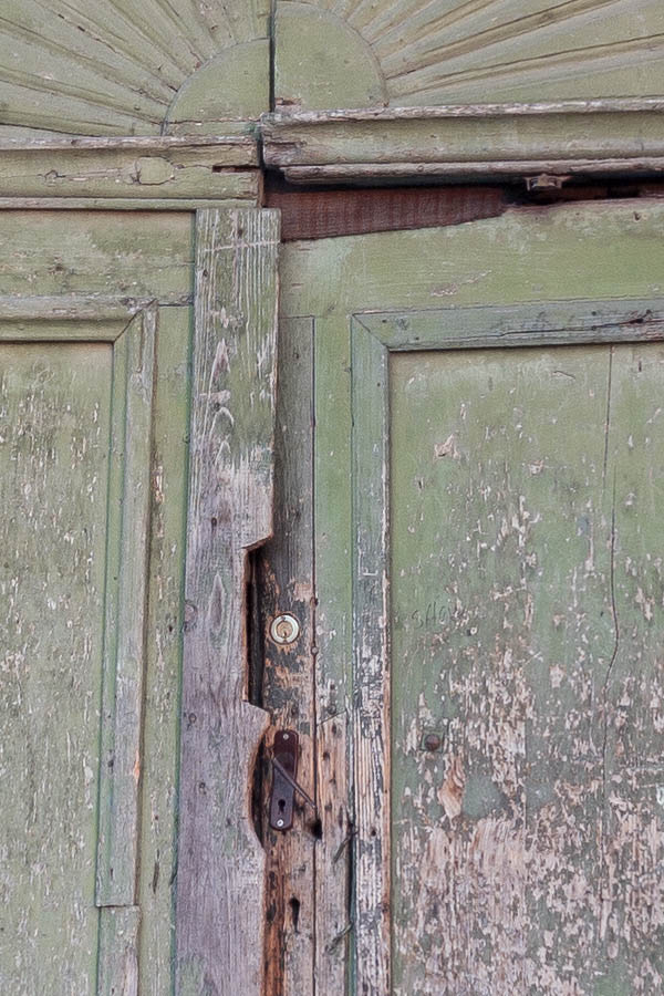 Photo 14242: Large, formed, panelled, decayed, light green gate