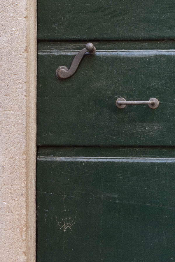 Photo 14763: Formed, green double door made of planks