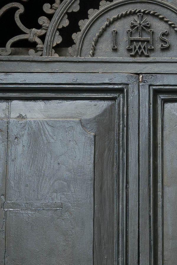 Photo 15054: Panelled, black double door with latticed fan light
