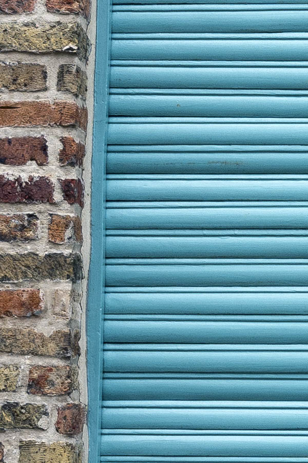 Photo 16036: Light blue security shutter
