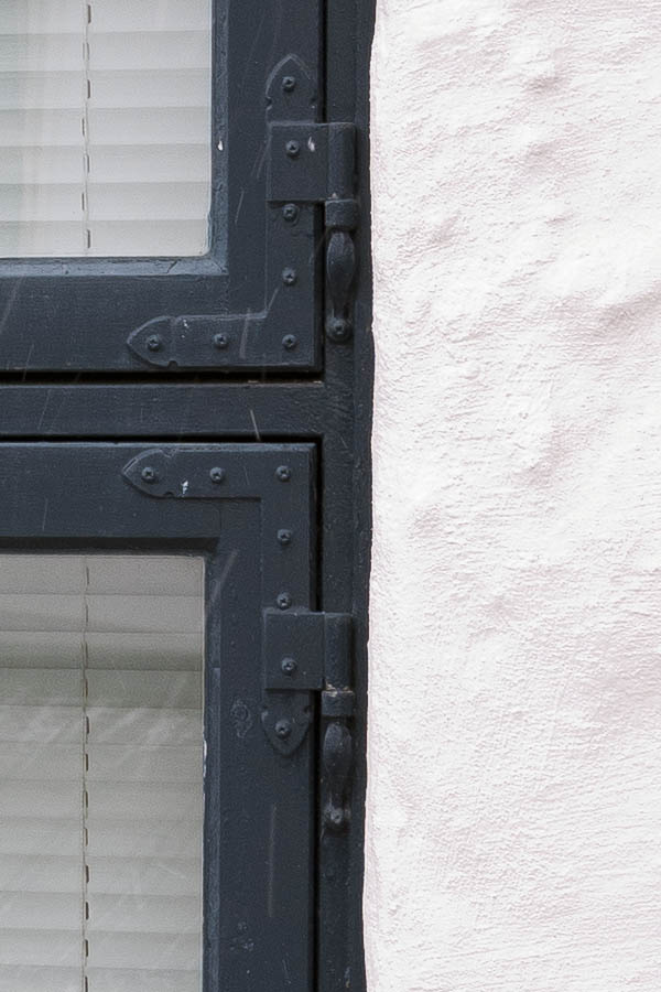 Photo 16783: Green window with four frames and 16 panes