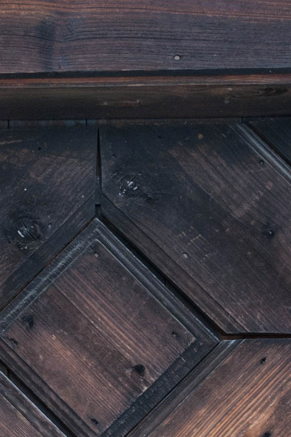 Photo 17483: Oiled half-door made of boards