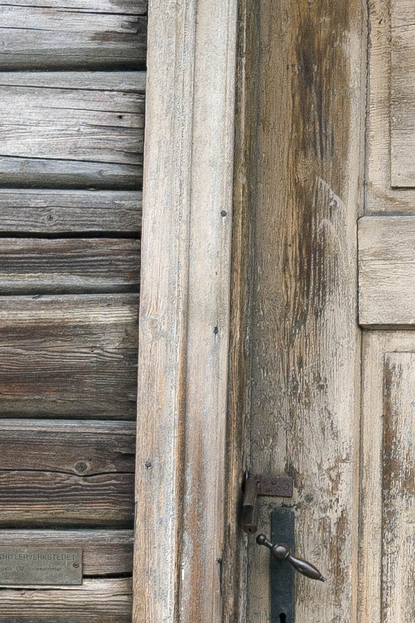 Photo 17524: Panelled, unpainted door