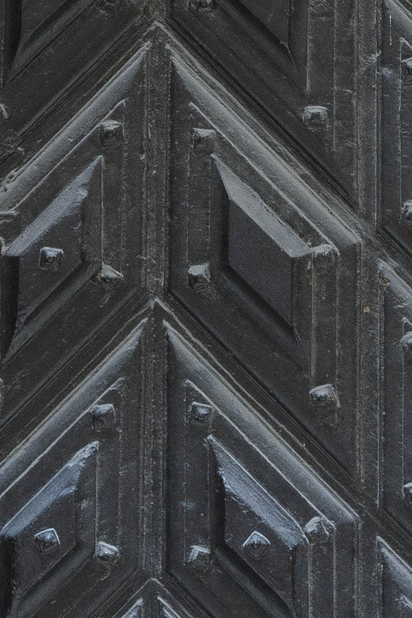 Photo 17630: Carved, black door