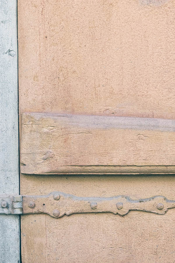 Photo 17999: Light yellow shutters in a light grey frame