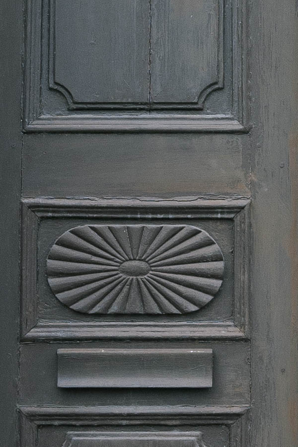 Photo 18346: Panelled, brown Simrishamn double door with top window