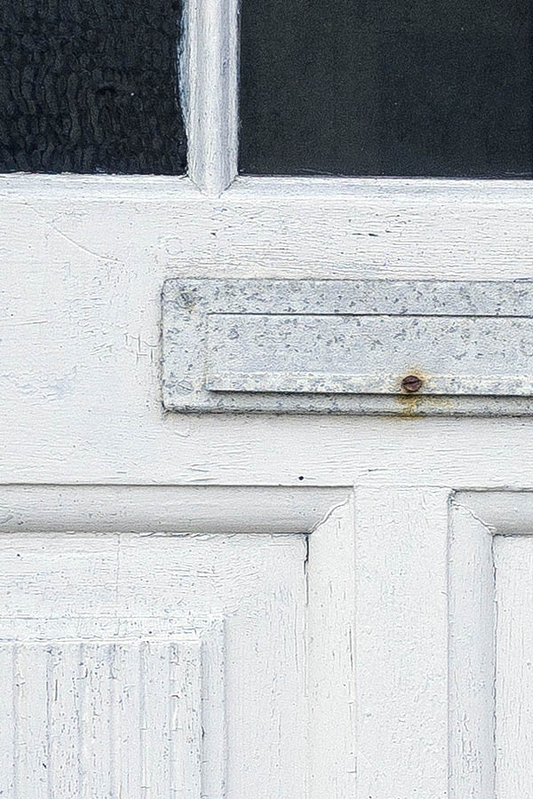 Photo 25105: Panelled, white door with door light