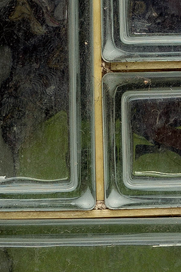 Photo 25281: Narrow, grey window made from glass bricks