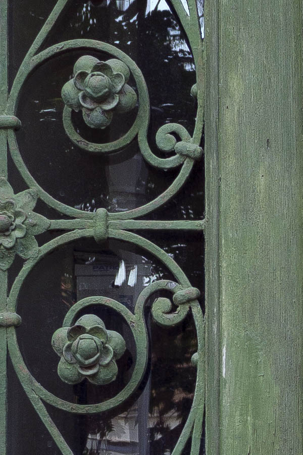 Photo 25561: Panelled, green double door with large, latticed door lights and top window
