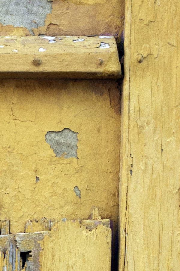 Photo 26561: No window: Decayed, yellow former window