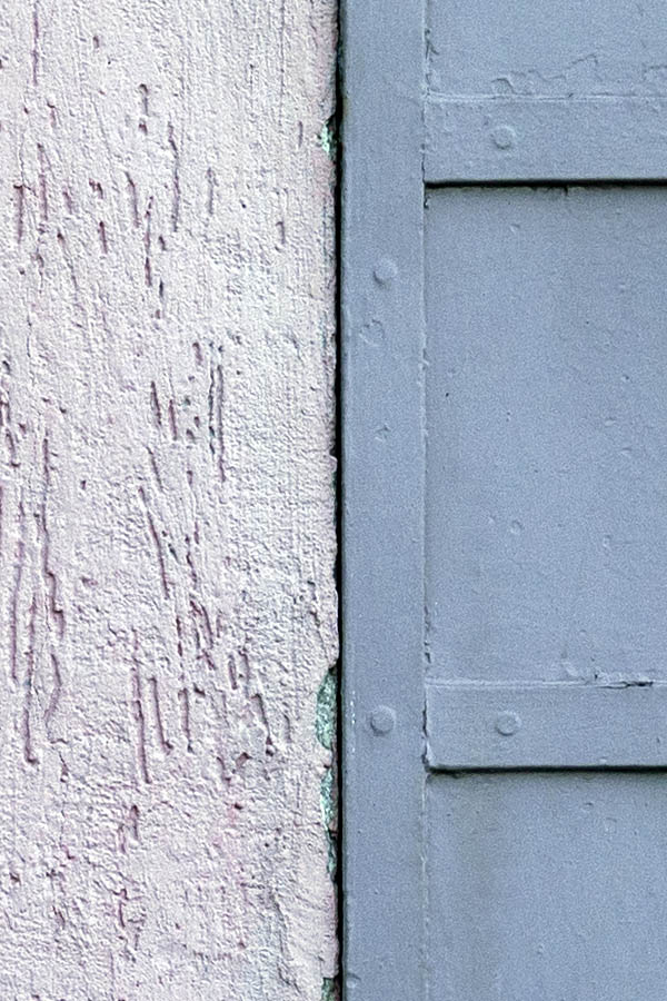 Photo 26571: Formed, grey, double shutters