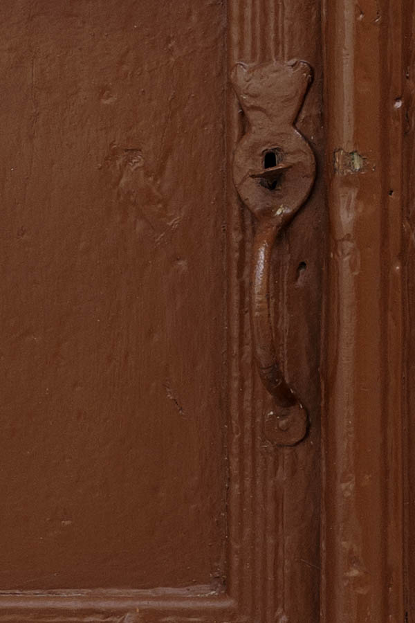 Photo 26738: Narrow, panelled, brown double door