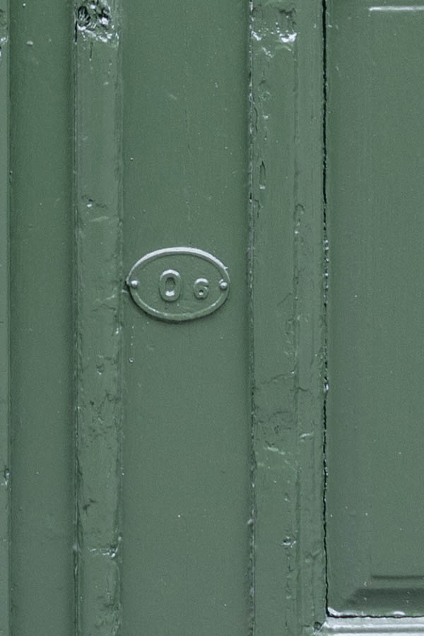 Photo 27037: Green, panelled gate