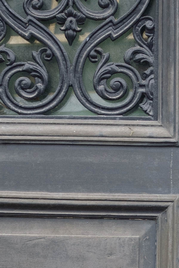 Photo 27052: Grey, panelled double door with latticed door lights