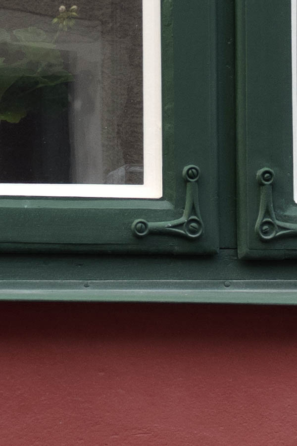Photo 27174: Green window with four frames