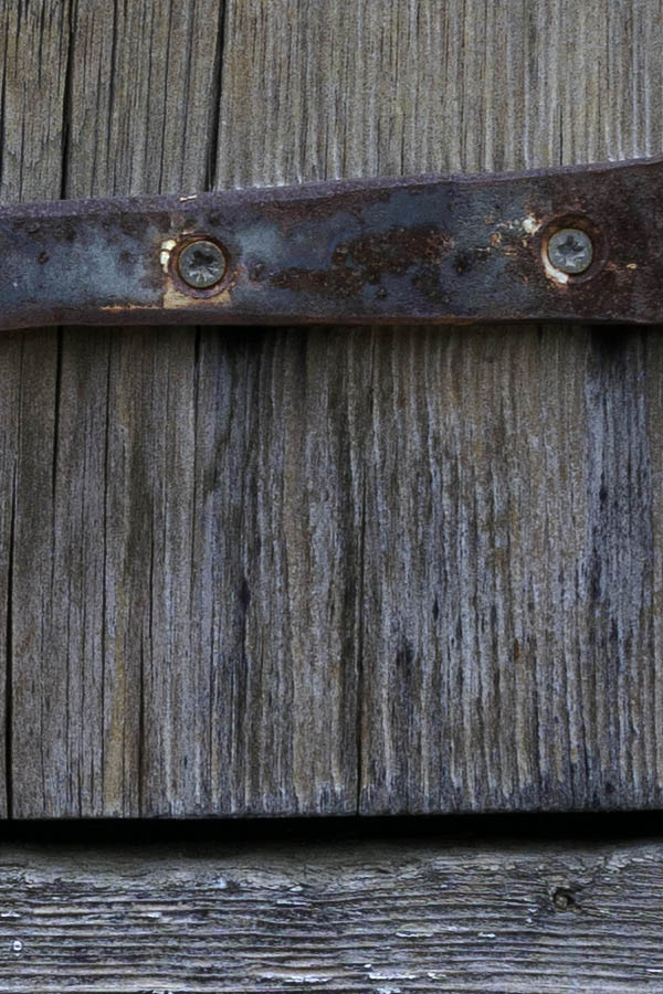 Photo 27235: Unpainted, grey trapdoor