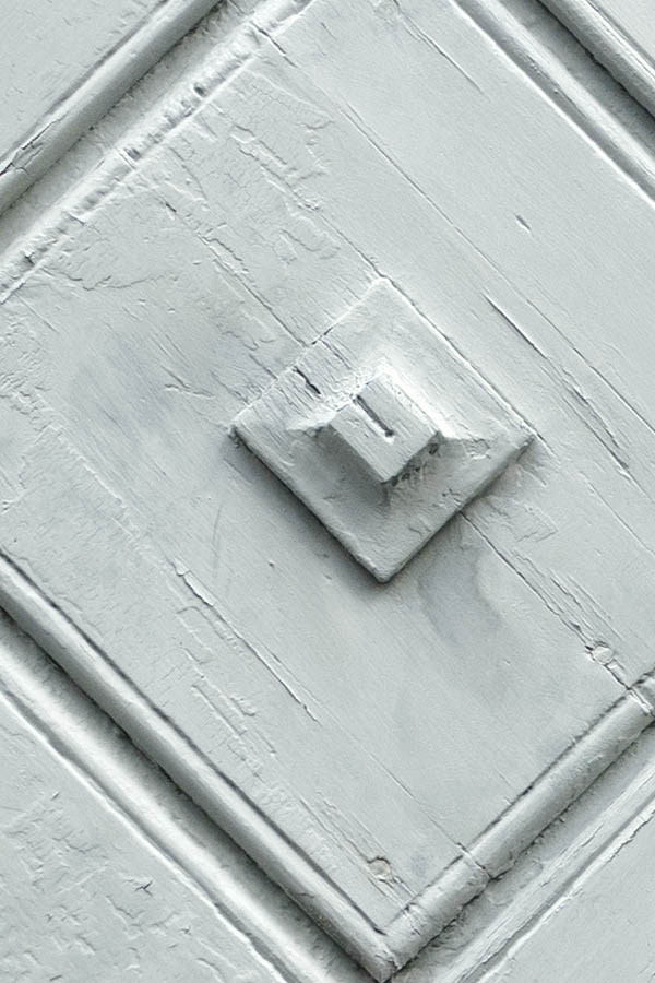 Photo 27257: Grey double door of boards in diamond shape