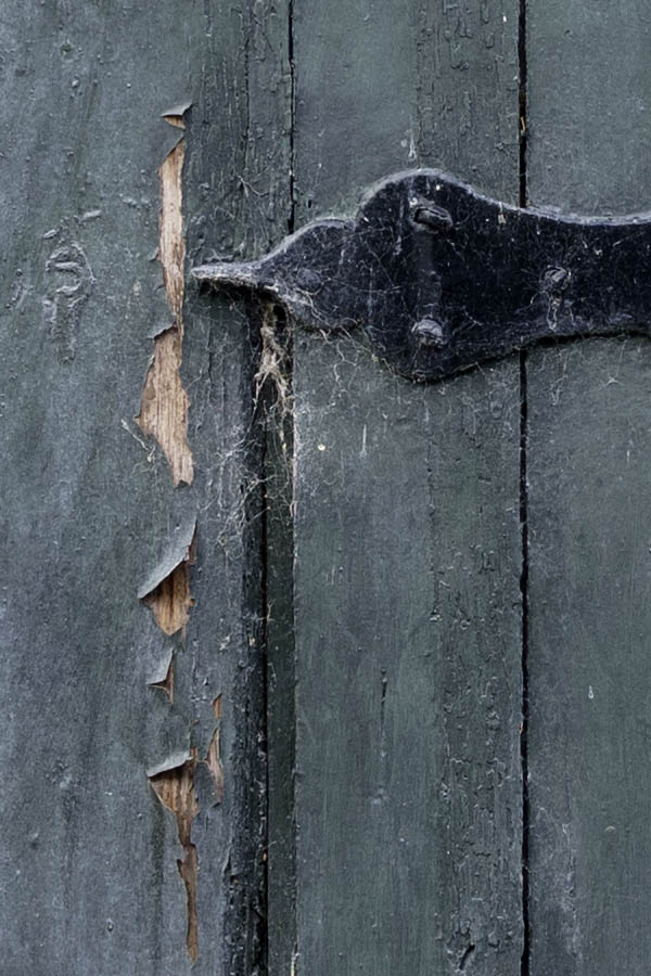 Photo 27268: Teal shutters made of board with black hinges