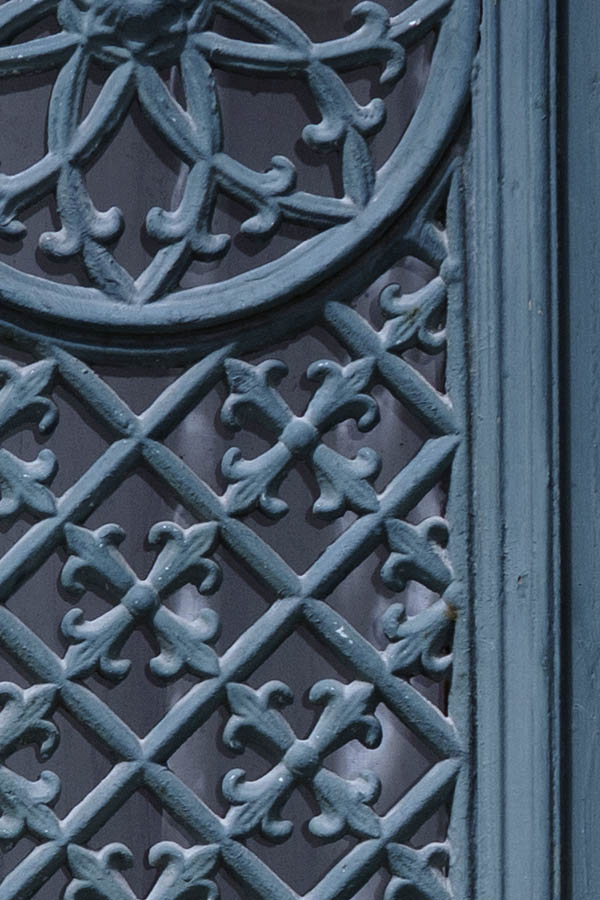 Photo 27289: Worn, teal, panelled double door with latticed door lights