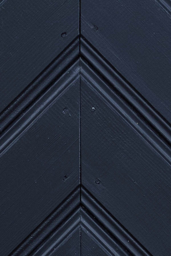 Photo 27341: Black door of diagonal boards
