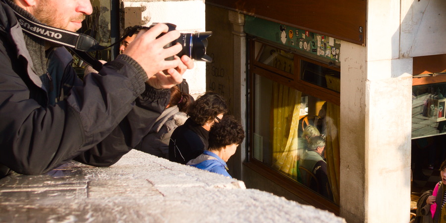 An Olympus photographer