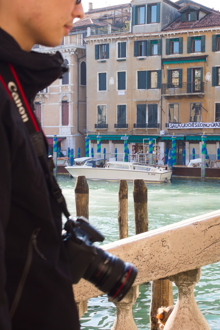 A Canon photographer