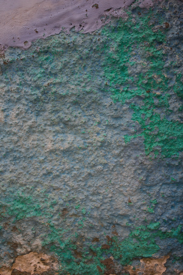 Photo 27448: Plastered wall in light blue, turquoise and violet colours